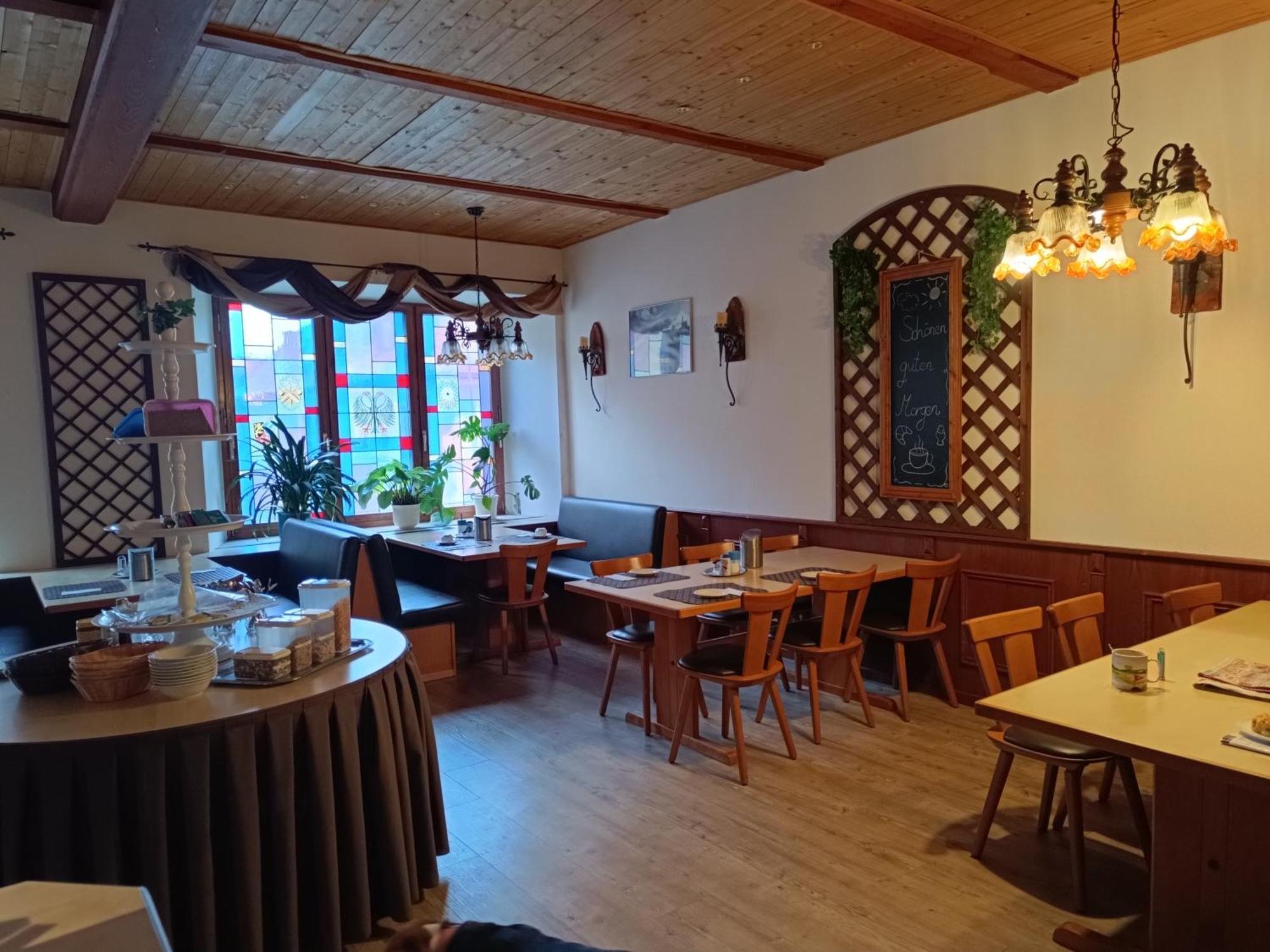 Hotel Pension Schwarzer Adler 纳堡 外观 照片